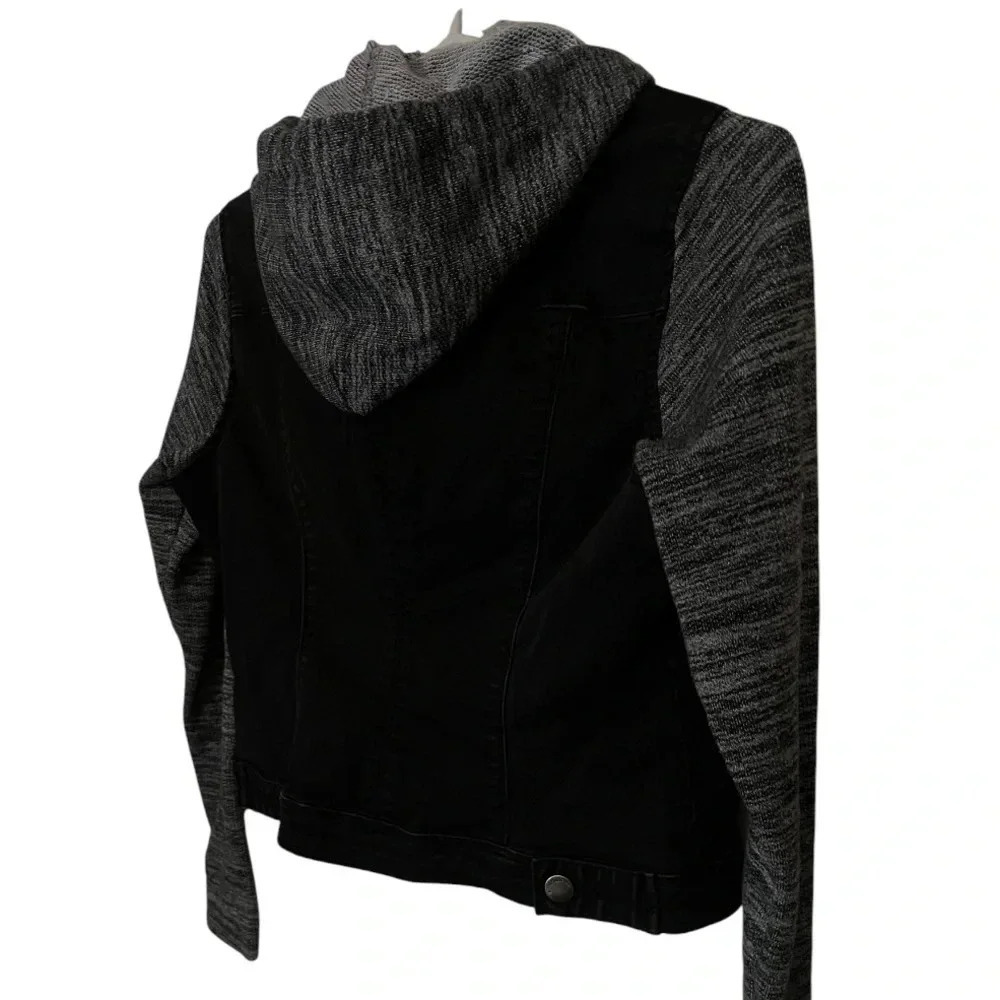Ladies Jacket - Picture 9 of 11